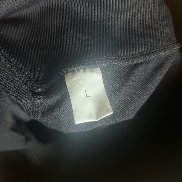 Selling because I ordered the wrong size. - Picture 3 of 5